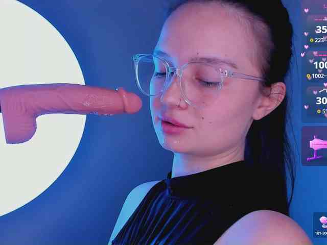 bitchpeace webcam