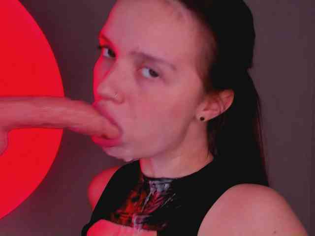 bitchpeace webcam