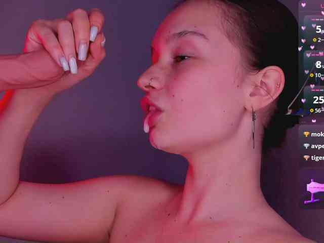 bitchpeace webcam