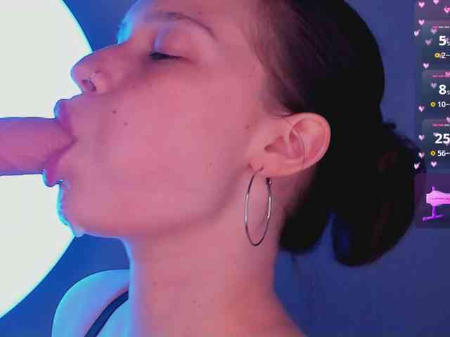 bitchpeace webcam