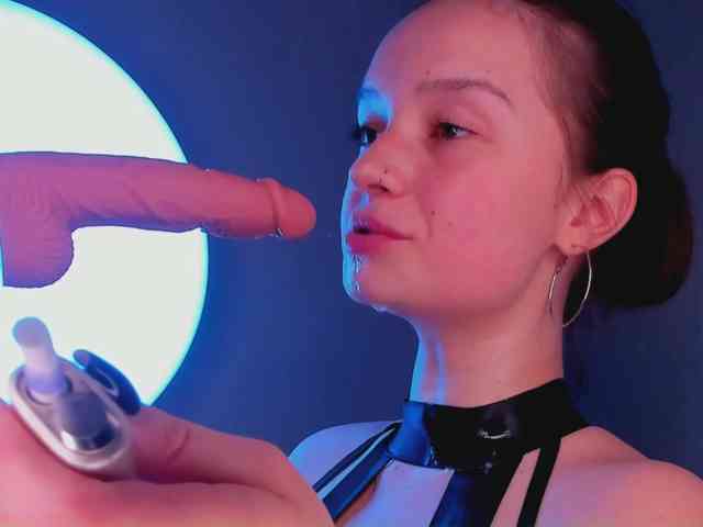 bitchpeace webcam