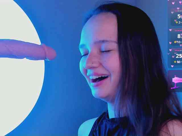bitchpeace webcam
