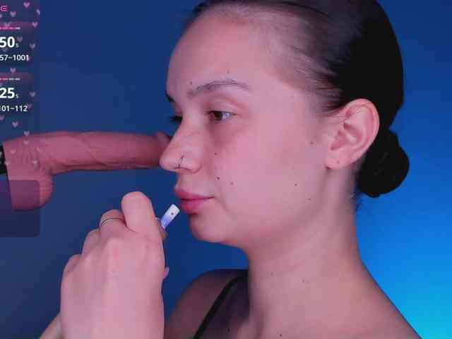 bitchpeace webcam