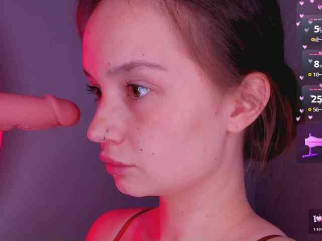 bitchpeace webcam