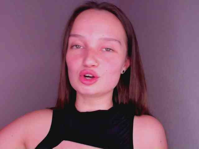 bitchpeace webcam