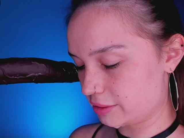 bitchpeace webcam