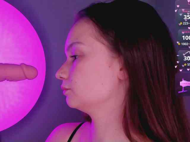 bitchpeace webcam