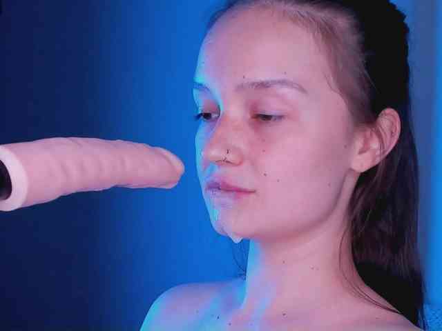 bitchpeace webcam