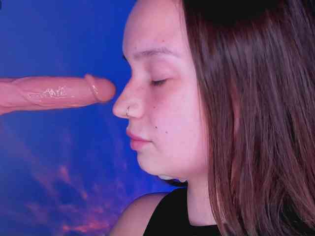 bitchpeace webcam