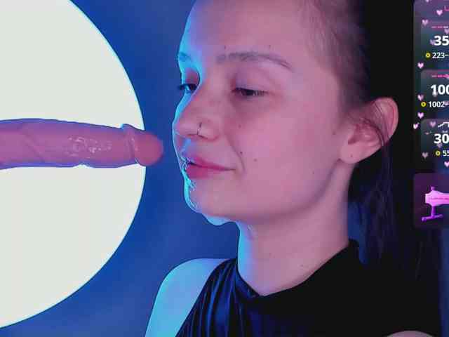 bitchpeace webcam