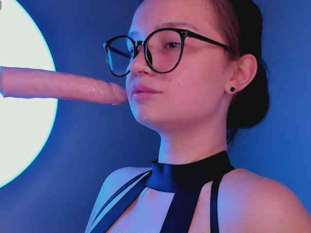 bitchpeace webcam
