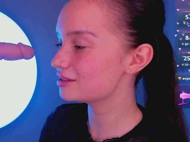 bitchpeace webcam