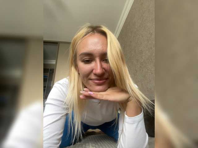 shymiaa1 live cam on BongaCams