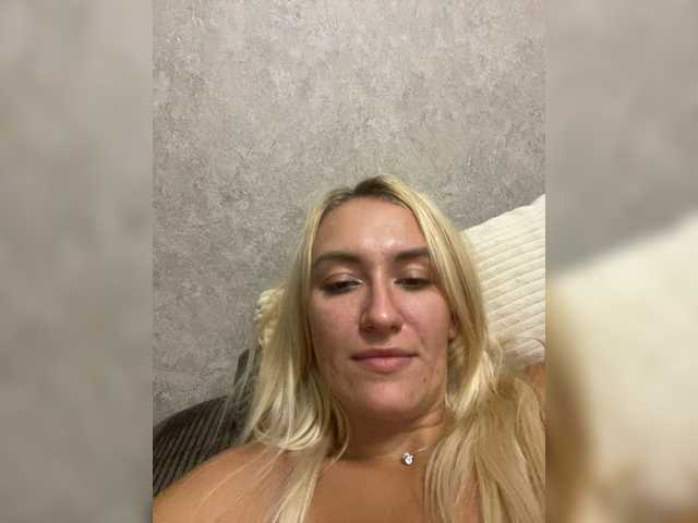 shymiaa1 live cam on BongaCams