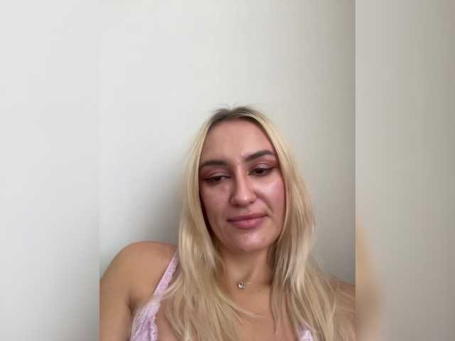 shymiaa1 live cam