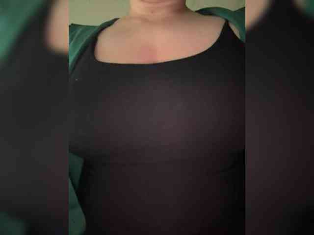 KristinWest webcam