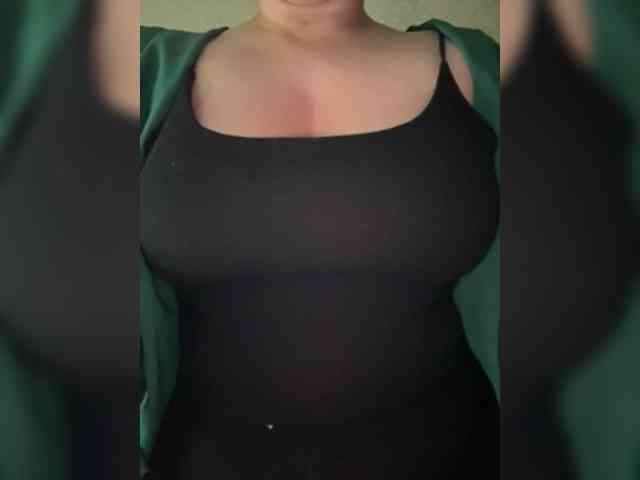 KristinWest webcam