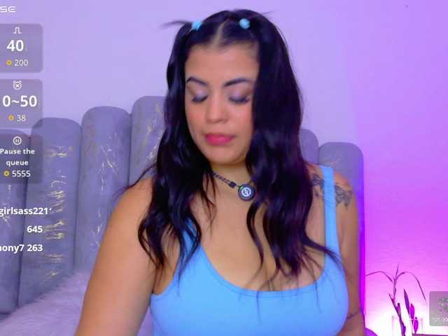 AlynAllen live cam on BongaCams