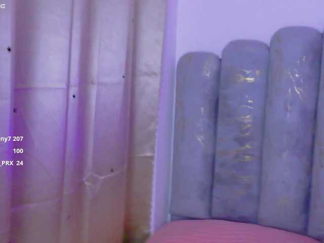 AlynAllen live cam on BongaCams