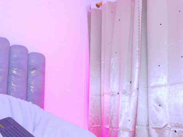 AlynAllen webcam