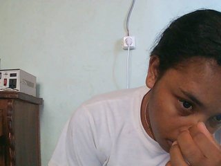 TriciaBella's Live Webcam