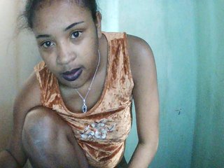 TriciaBella Porn Show