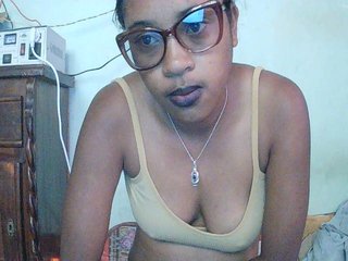 TriciaBella Porn Show