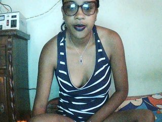 TriciaBella Porn Show