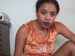 TriciaBella Porn Show