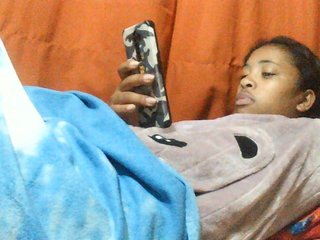 TriciaBella Porn Show