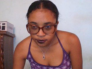 TriciaBella Porn Show