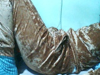 TriciaBella Porn Show