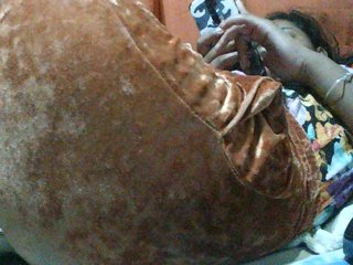 TriciaBella's Live Webcam