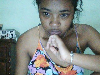 TriciaBella's Live Webcam