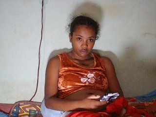 TriciaBella Porn Show