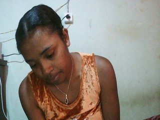 TriciaBella's Live Webcam