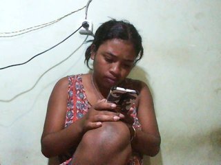TriciaBella's Live Webcam