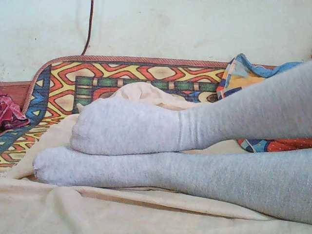 TriciaBella's BongaCams show and profile