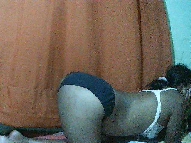 TriciaBella live cam on BongaCams