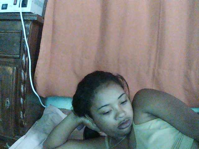 TriciaBella live cam on BongaCams
