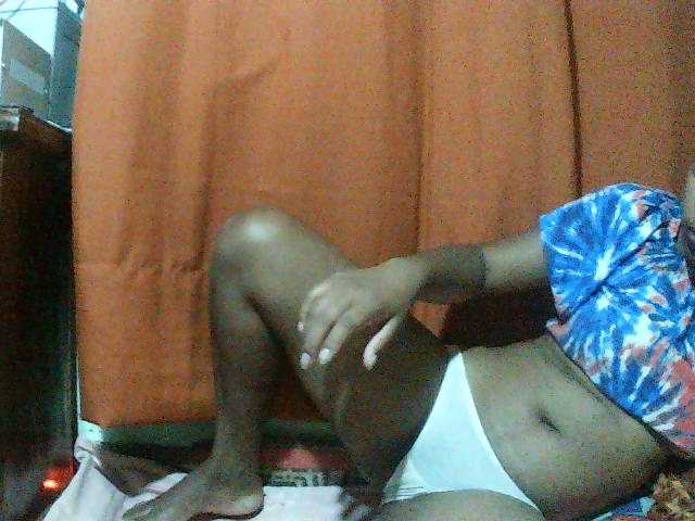 TriciaBella live cam on BongaCams
