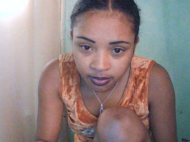 TriciaBella live cam on BongaCams