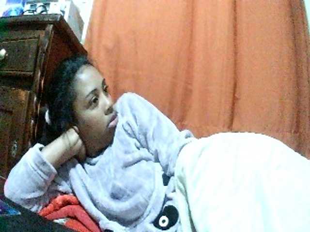 TriciaBella live cam on BongaCams