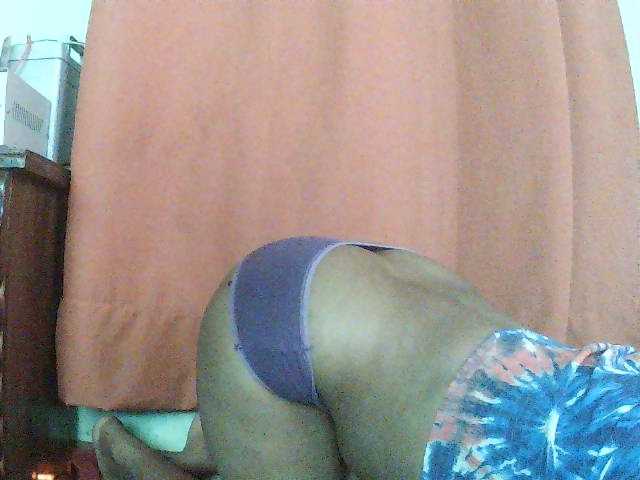 TriciaBella live cam on BongaCams