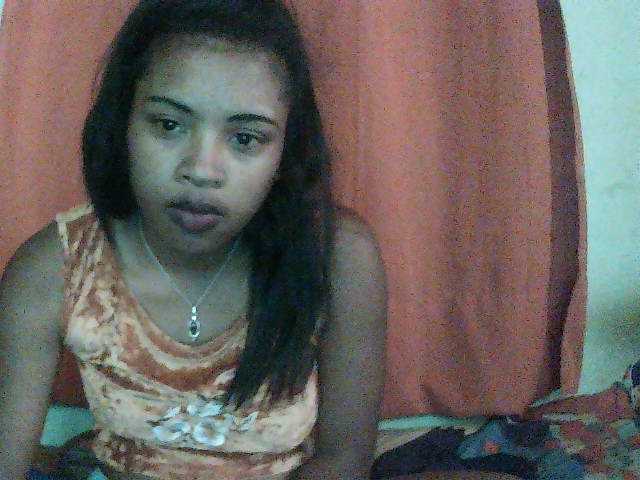 TriciaBella live cam on BongaCams