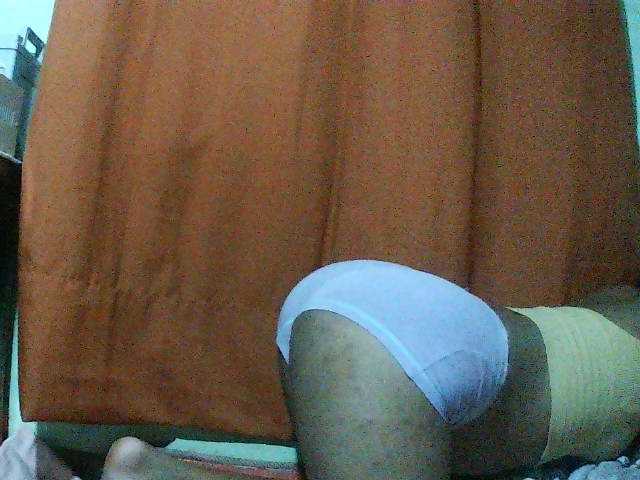 TriciaBella live cam preview