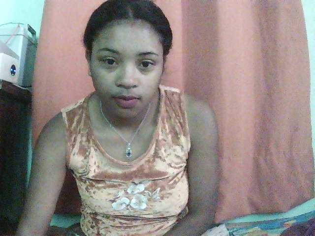 TriciaBella live cam on BongaCams
