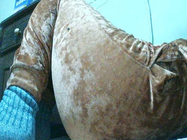 TriciaBella live cam on BongaCams