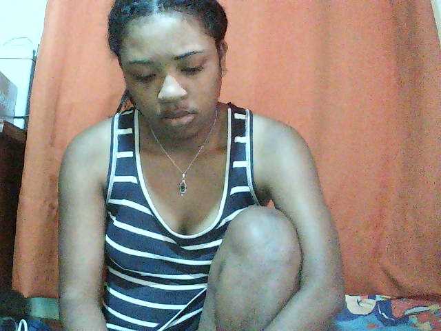 TriciaBella live cam on BongaCams
