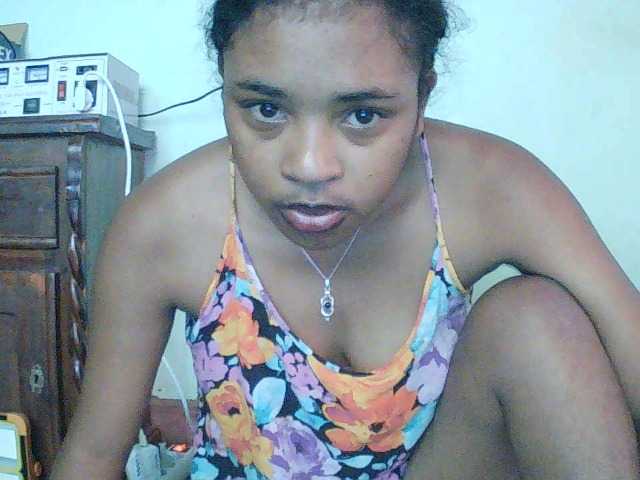 TriciaBella live cam on BongaCams